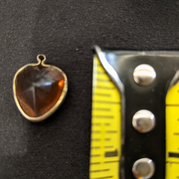 Gold and Amber Antique Heart Charm 1/2 Inch - Picture 2 of 3